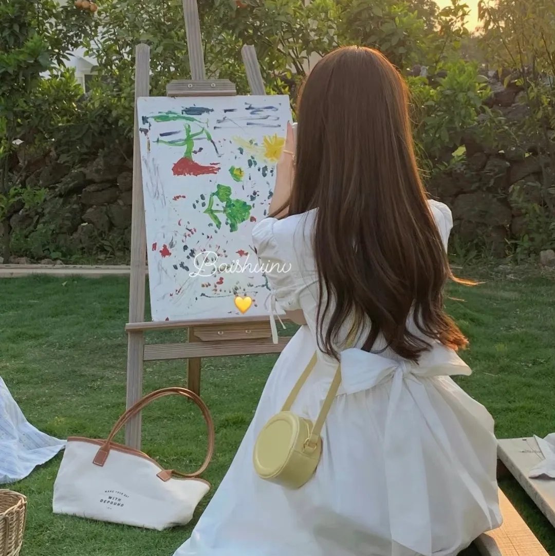 小姐嬉春海报