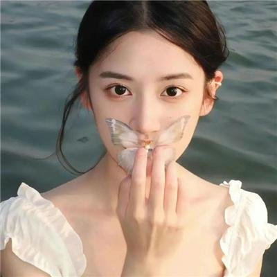 完美超越海报