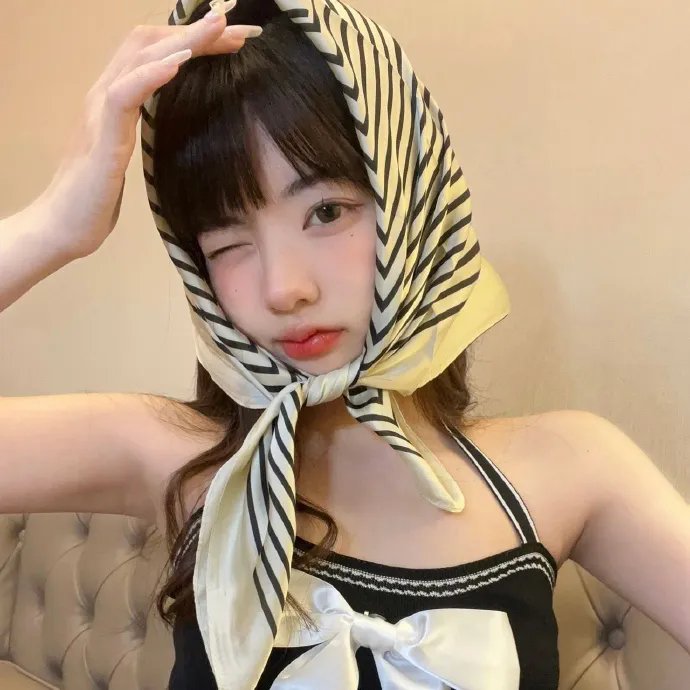 火星坏女孩海报