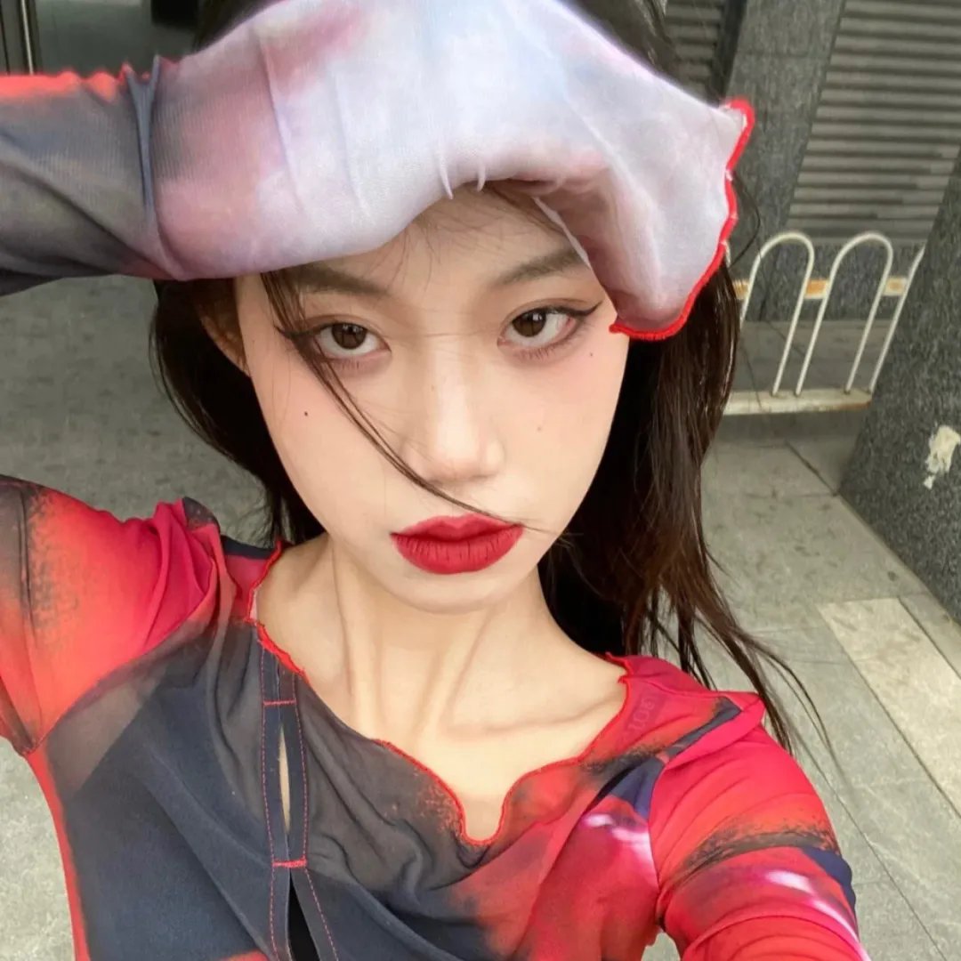 冒牌女友海报